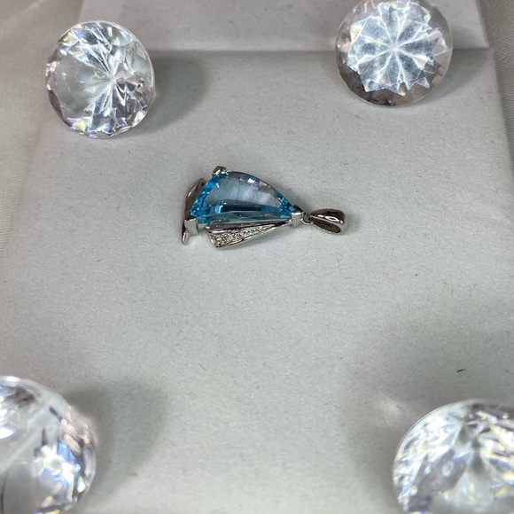 10K WHITE GOLD aquamarine and diamond pendant REAL GOLD - Picture 3 of 13